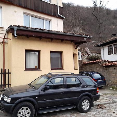 Гергана Apartment Велико Търново Екстериор снимка